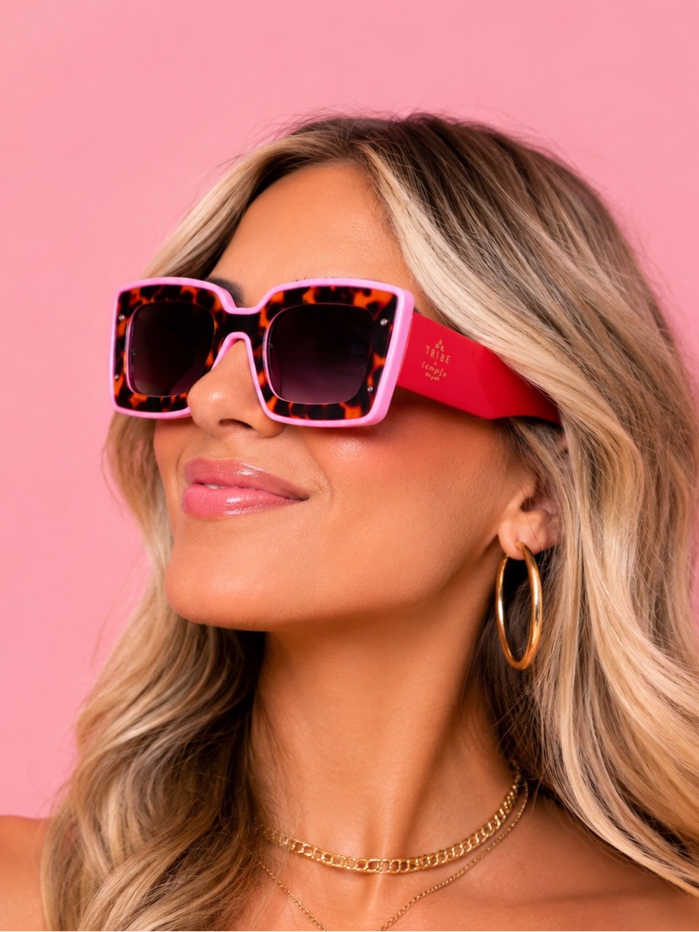 Deco Tortoise Square Sunglasses red with pink Trim - Picture 2 of 2
